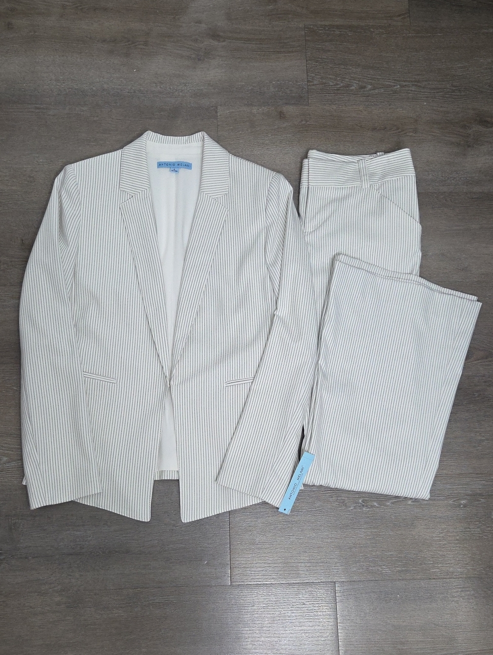 ANTONIO MELANI Ivory Suit with Thin Gray Pinstripes